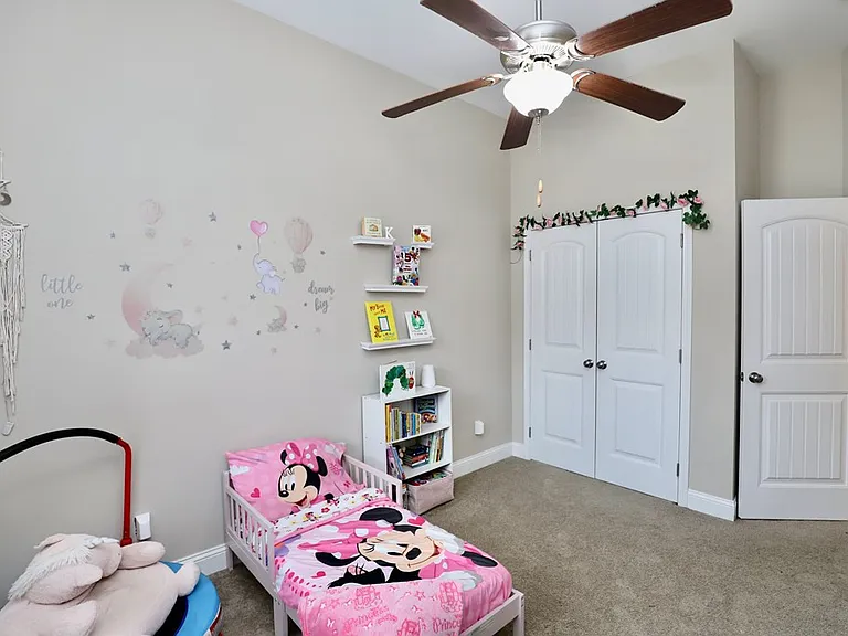 513 Waterlily Dr — Photo 25