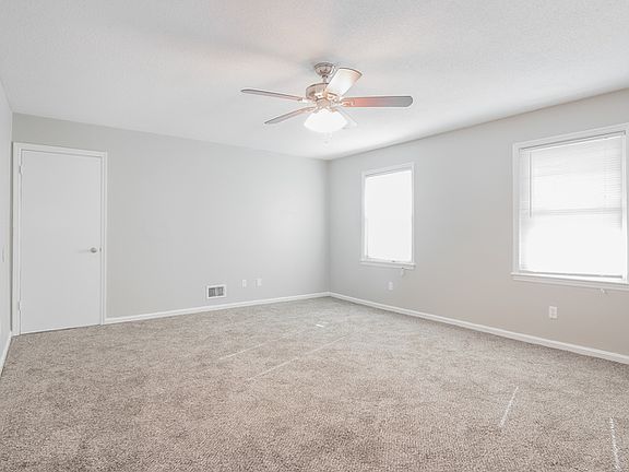 3rd image of 408 Green Springs Dr