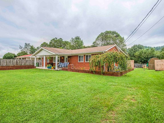 2nd image of 4313 Genny Lynn Dr