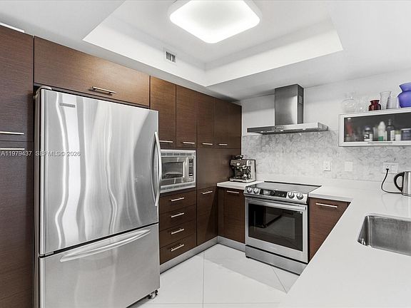 5th image of 200 Sunny Isles Blvd #2702