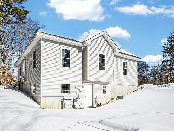 4th image of 236 Main Street