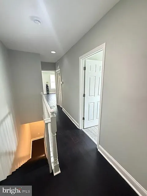 4 bed, 3.5 bath, 2610 sqft, $3,300 — Photo 3