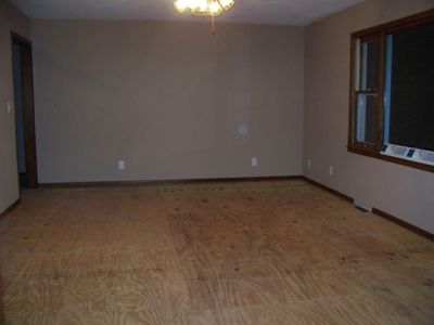 441 Hickory St E, Riverside, IA, 52327