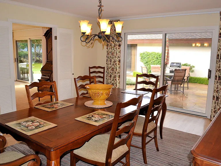 7060 Valley Greens Cir — Photo 8