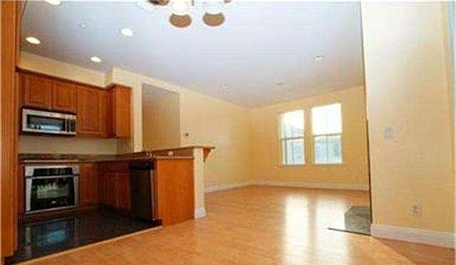 2nd image of 2754 W Madison Cir