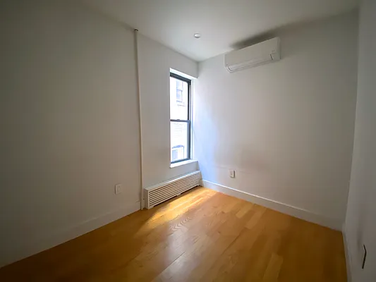 Rented by Compass | media 24