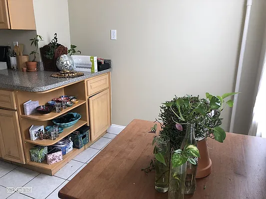 Rented by Citi Habitats | media 7