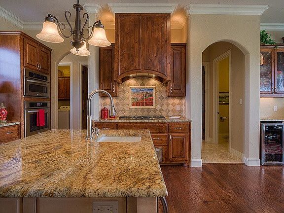 2nd image of 2947 Dry Hollow Dr