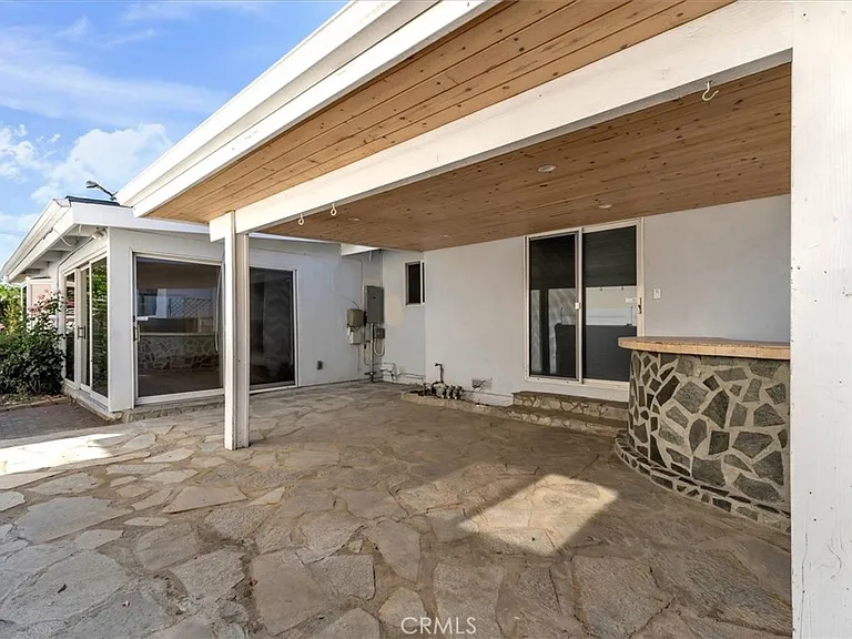 11528 Balboa Blvd — Photo 38