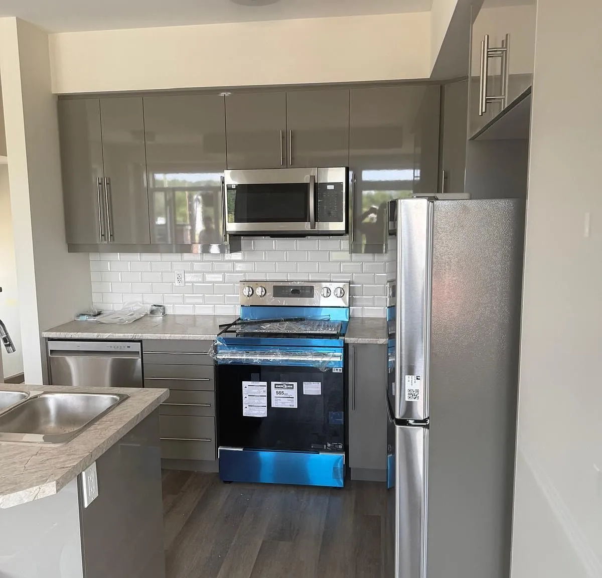 2 bed, $2,300 — Photo 2