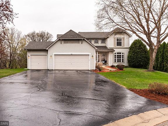 2nd image of 221 Carver Creek Pl