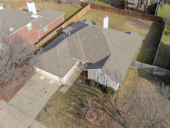 4th image of 5312 Texas Dr
