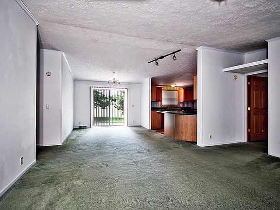 3rd image of 29198 Lantz Blvd