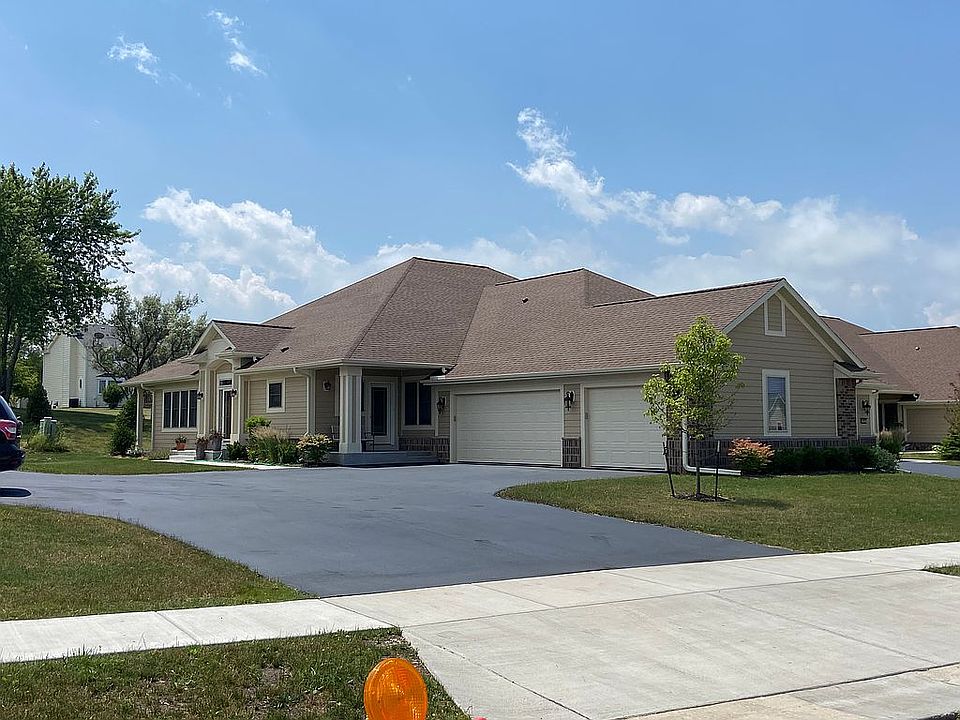 1st image of 2975 W Villa Dr