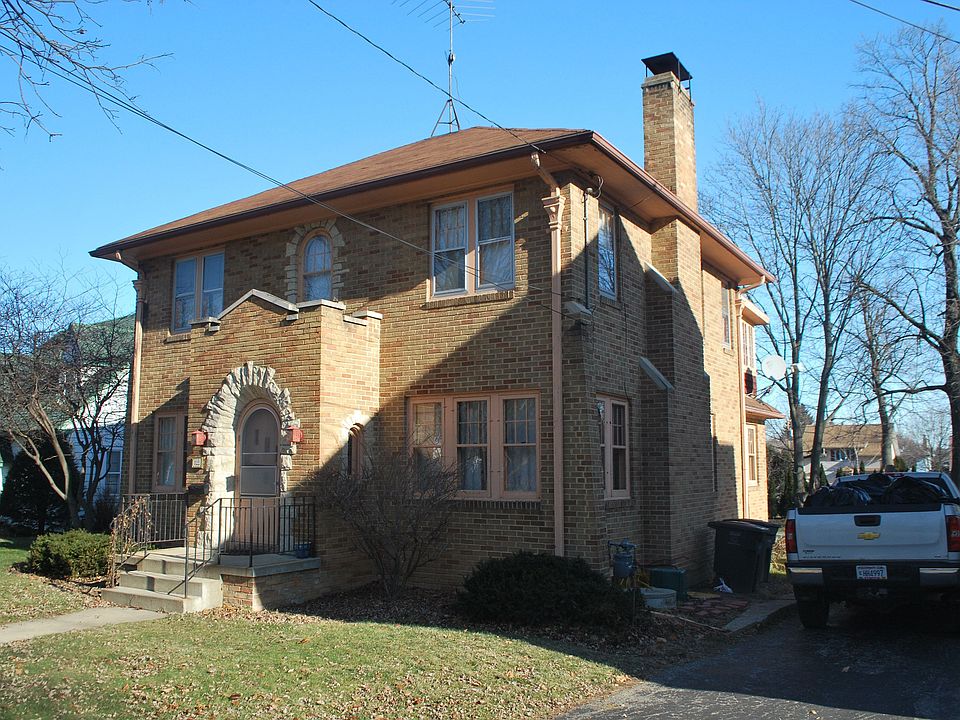 1st image of 129 N Esterly Ave