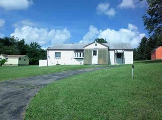 2439 W Sunbury Rd, Boyers, PA 16020