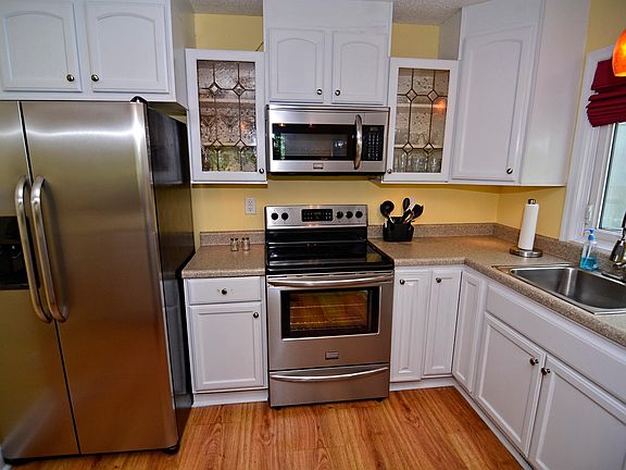 Plenty of storage and work space in the kitchen