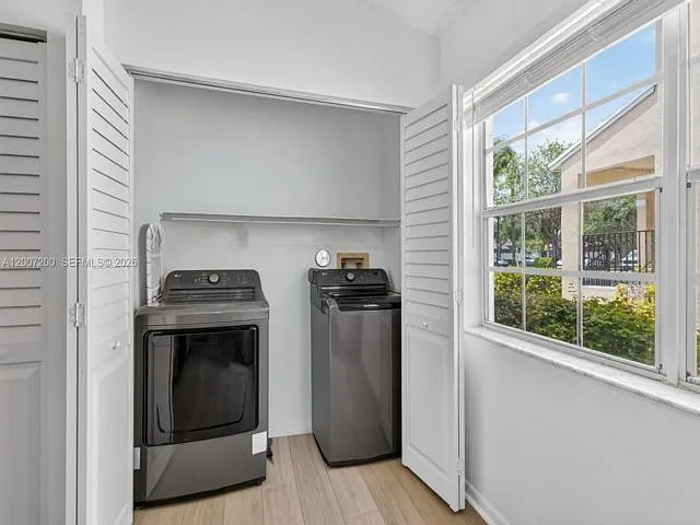 11804 NW 13th St — Photo 16