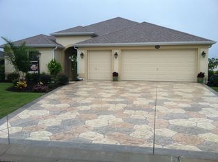 1904 Sassparilla Way, The Villages, FL 32162