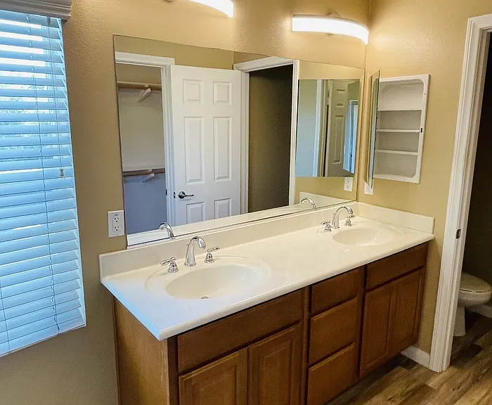 1351 Isabella Way — Photo 25