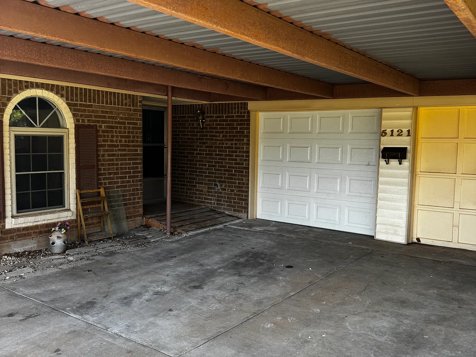 4 bed, 1456 sqft, $1,895 — Photo 2