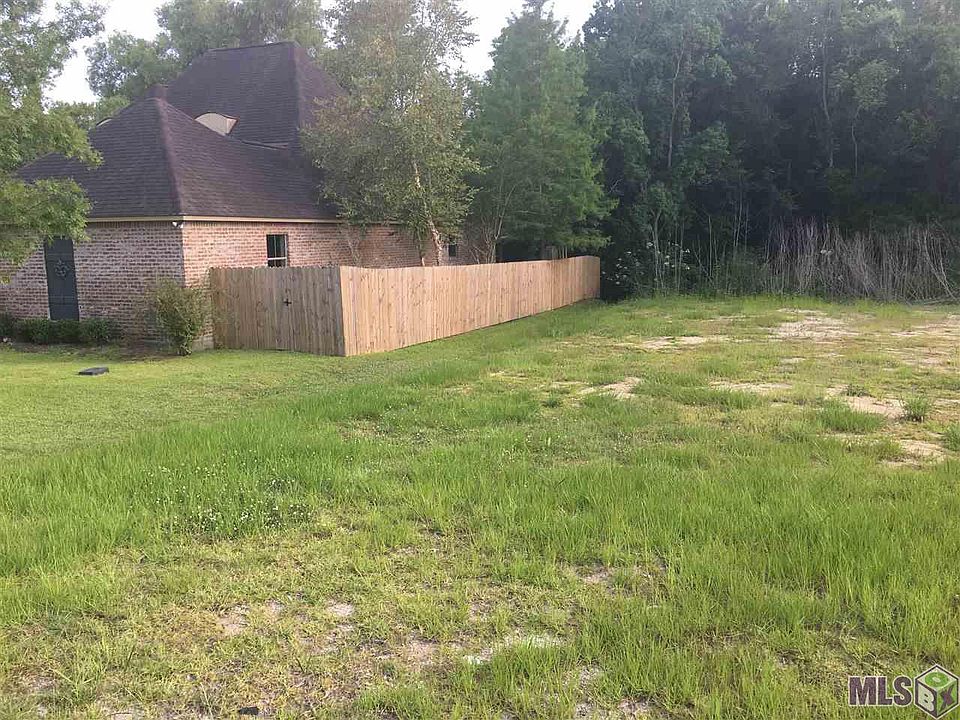 2nd image of 12297 River Highlands Dr