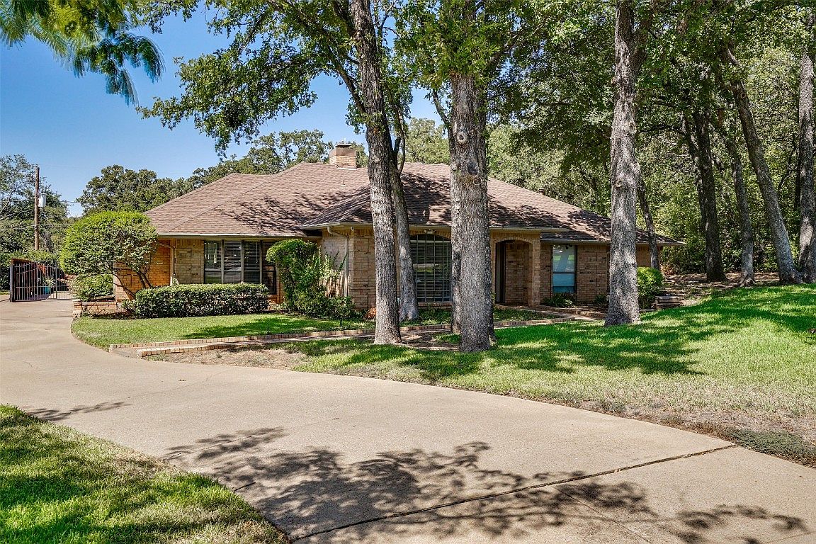 2805 Whisperwood Trl, Dalworthington Gardens, TX 76016 MLS 20404675