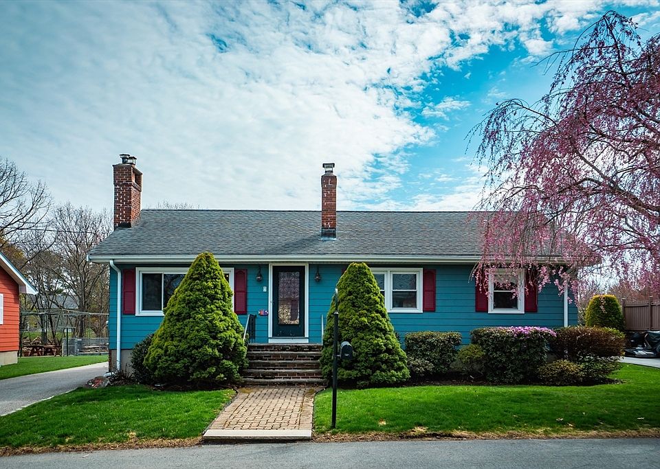 1st image of 7 Cedarcrest Rd
