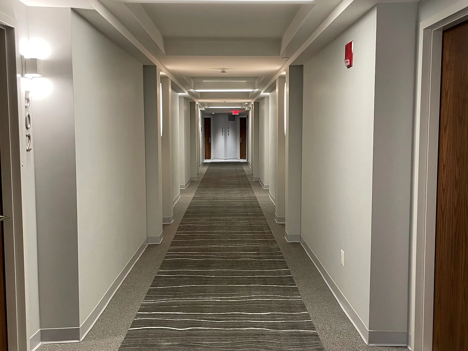 1 bed, 710 sqft, $2,900 — Photo 3