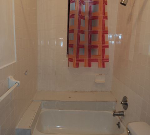 3rd image of 359 Saint Johns Pl APT 2