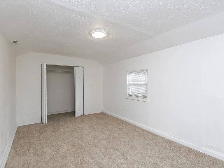 10019 Northgate Dr — Photo 15