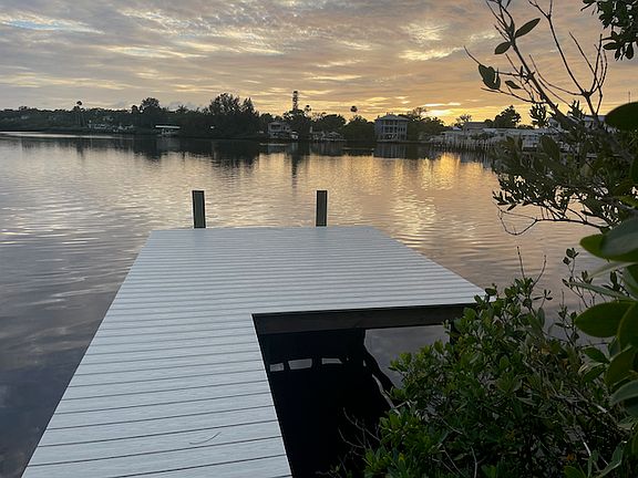 DEEP WATER DOCK