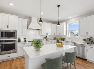 3528 Worrall Ct NW, Rochester, MN 55901