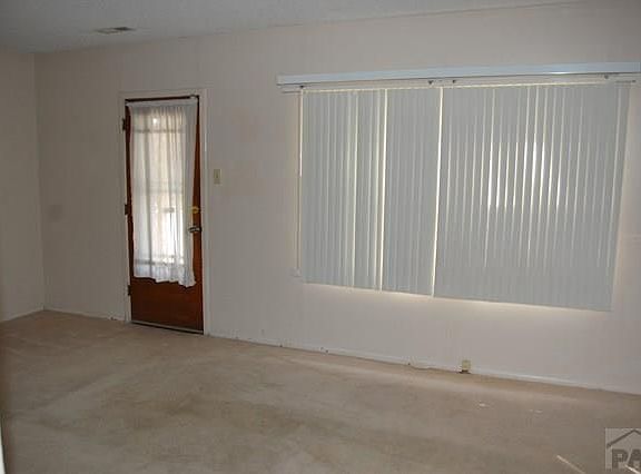 5th image of 1431 E Ash St