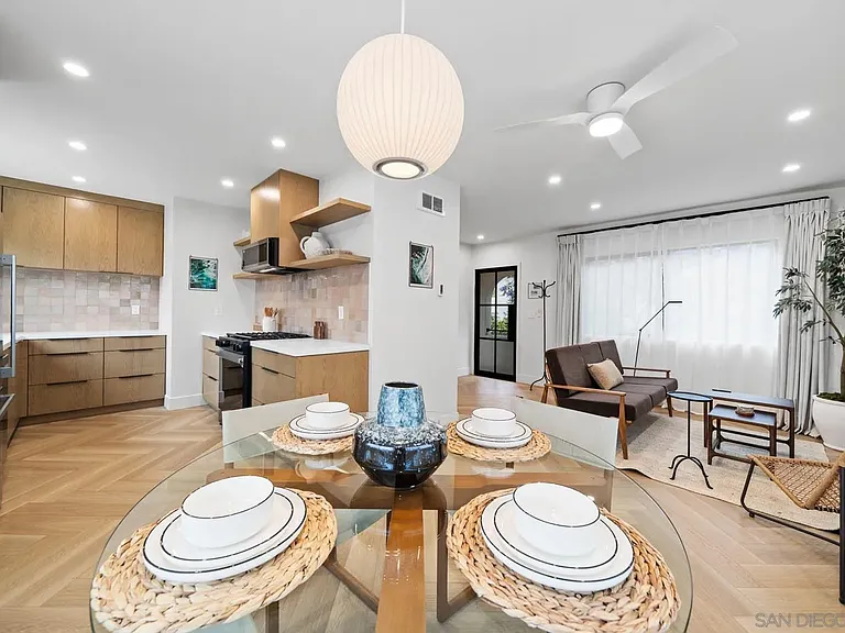 7374 Bishops Ln — Photo 14