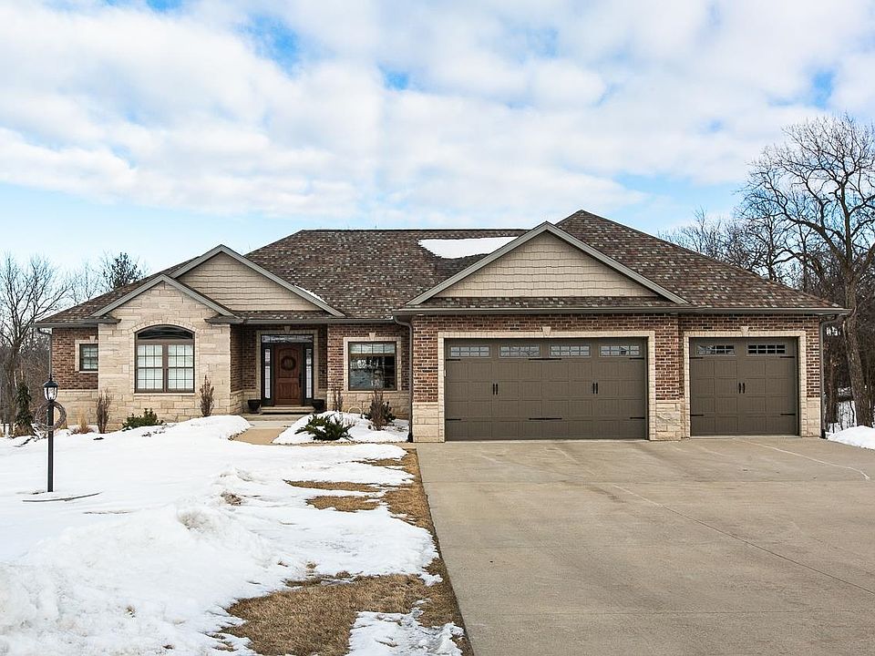 1st image of 15453 White Oak Dr