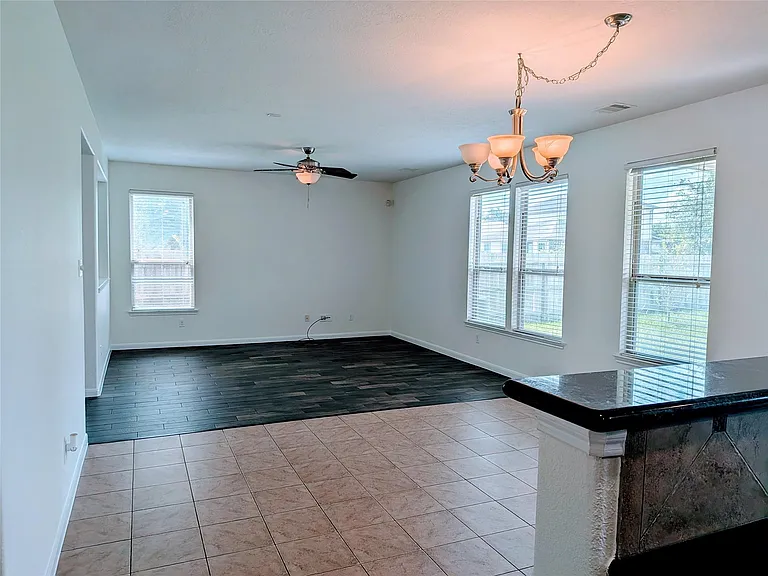 1615 Bel Riposo Ln — Photo 9