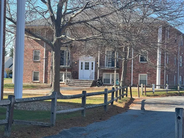 14 Woodman Way APT 3, Newburyport, MA 01950