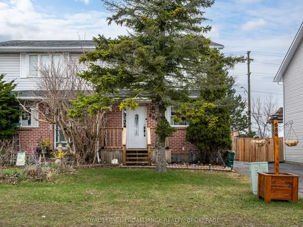 884 Larchwood Cres, Kingston, ON K7P 2P7