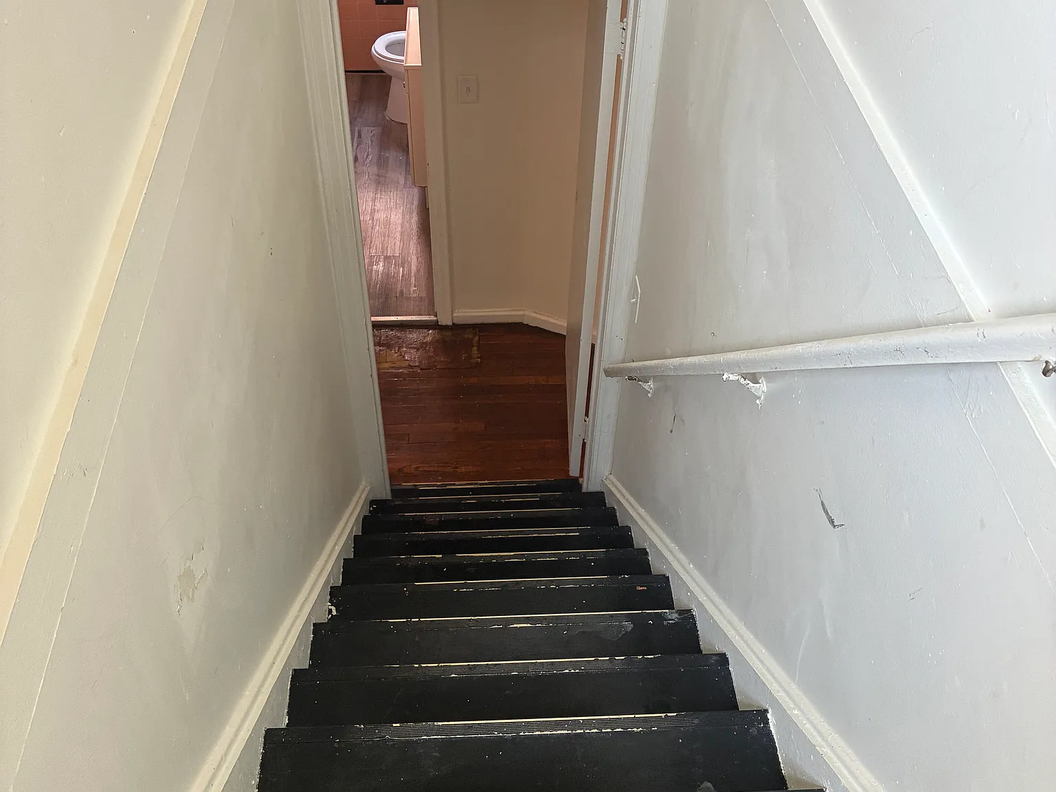 3 bed, 1072 sqft, $1,299 — Photo 3