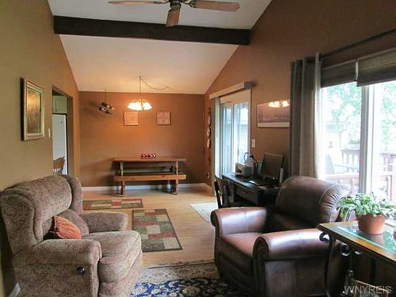 5th image of 221 Tampa Dr