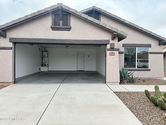 3rd image of 7947 W Mural Hill Dr