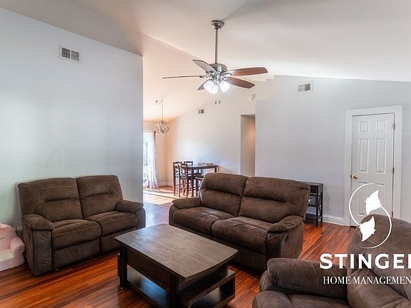 4th image of 46 Spearmint Cir