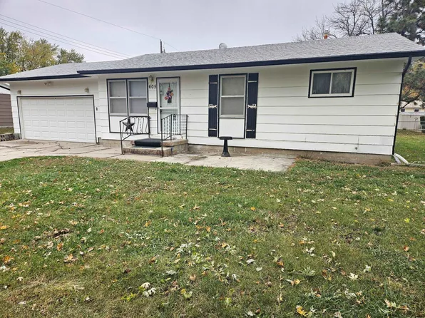 605 E Park Ave, Norfolk, NE 68701