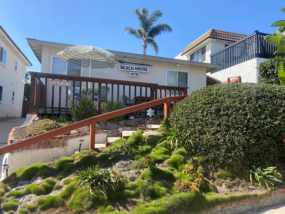 33791 Silver Lantern St