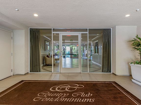 5th image of 4501 Cedros Ave Unit 329