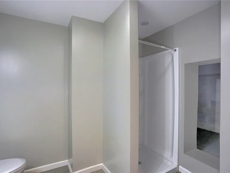 2501 Wildwood Rd — Photo 15