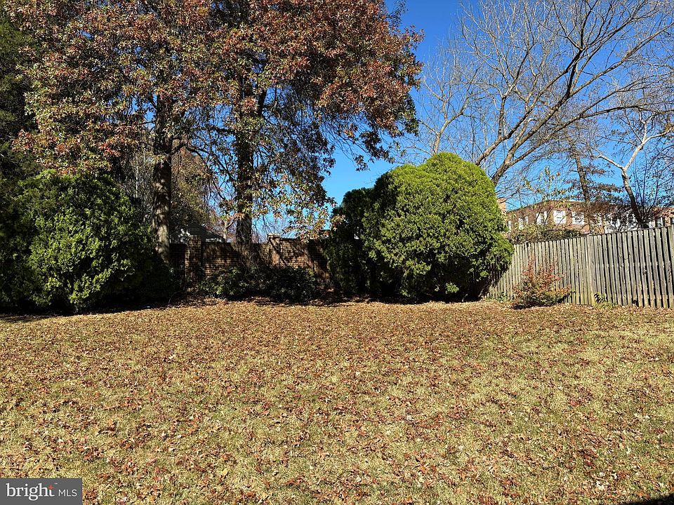 2nd image of 6818 Wise St