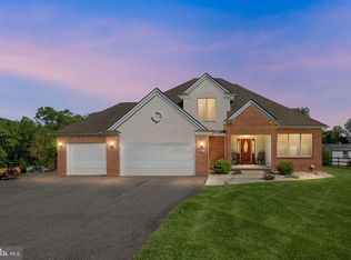 38 Drexel Dr, Newark, DE 19711