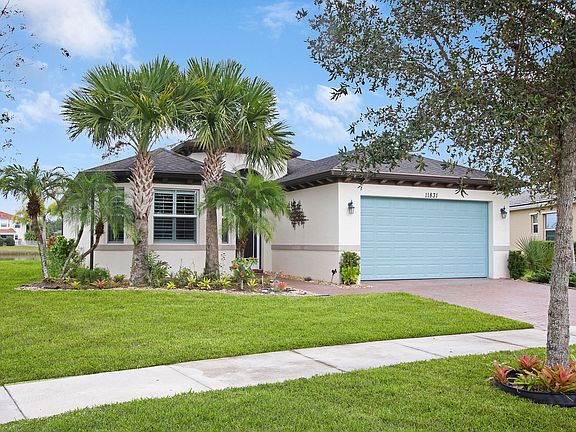 2nd image of 11831 SW Crestwood Cir